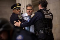 Giancarlo Esposito, George Clooney, personnage