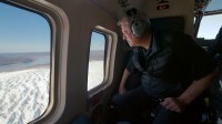 Al Gore dans un hélicoptère au Groenland