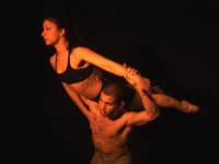 2009. L'Isle sur la Sorgue. La vie d'une jeune compagnie de danseurs, dirigée par Géraldine Carel.