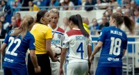 Match de football féminin entre l'Olympique lyonnais et l'équipe de Chelsea