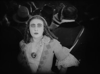 Cavalcata ardente
(1925, SAIC, Carmine Gallone),
CINETECA DI BOLOGNA 
(restauration en collaboration avec la Cinémathèque Suisse)