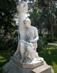 A Le Penne - Gabriel de Mortillet - Statue dédiée à Gabriel de Mortillet - Arènes de Lutèce