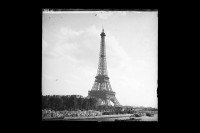 La tour Eiffel et la Seine