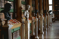 Bustes dans la Bibliothèque Mazarine