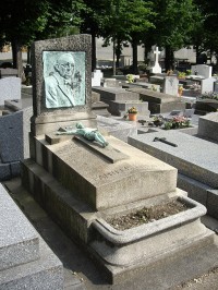 Tombe d'André Dahl, cimetière des Batignolles, division 9