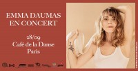 Emma Daumas au Café de la Danse