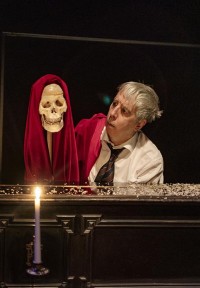 Affiche Presque Hamlet - Théâtre des 2 Rives