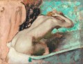 
Edgar Degas, Femme assise sur le bord d’une baignoire et s’épongeant le cou, 1880-1895

